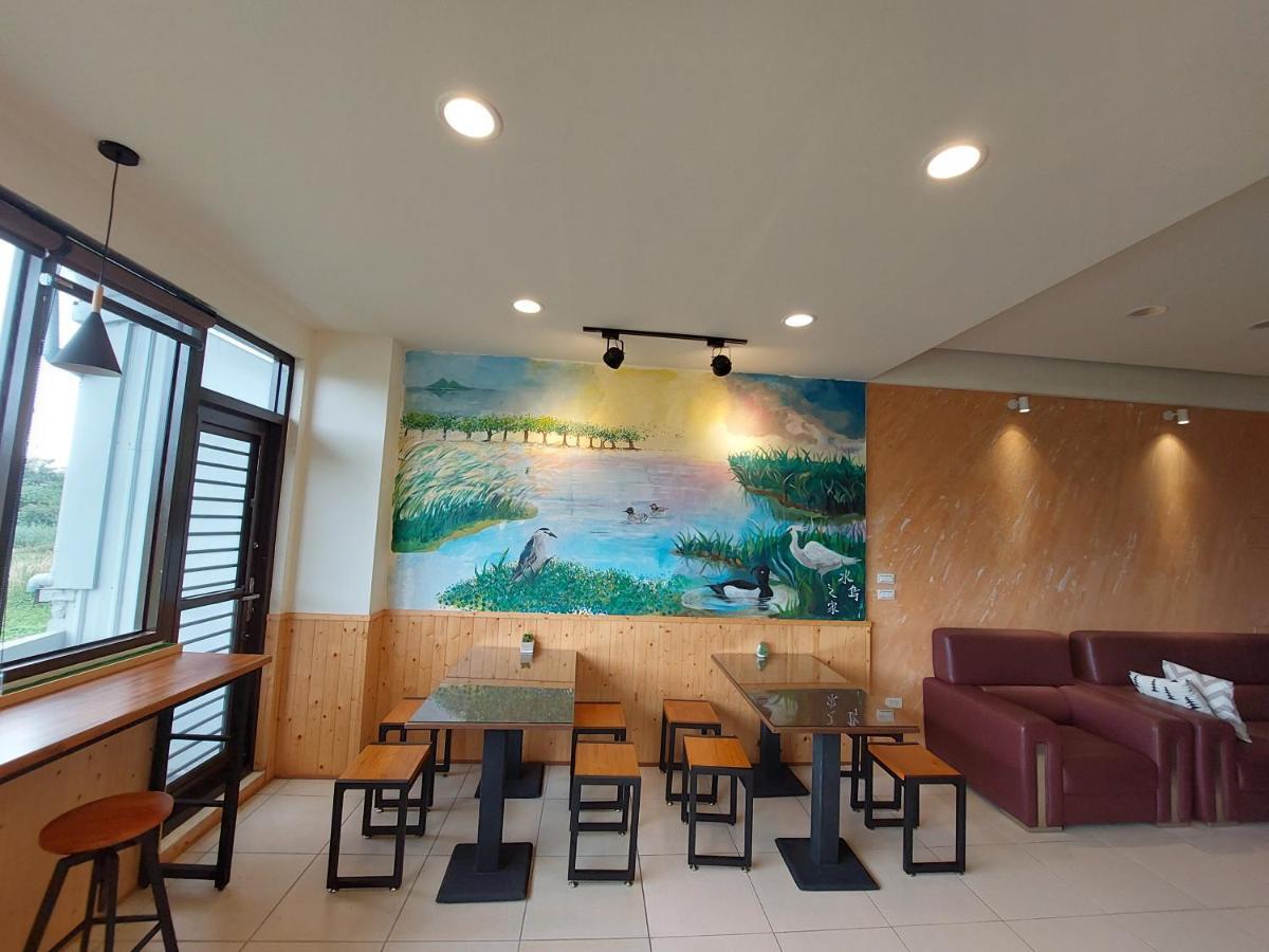 Water Bird Family Apartment Toucheng Exterior photo