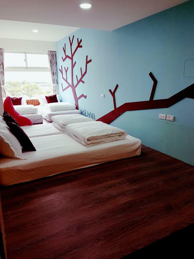 Water Bird Family Apartment Toucheng Exterior photo